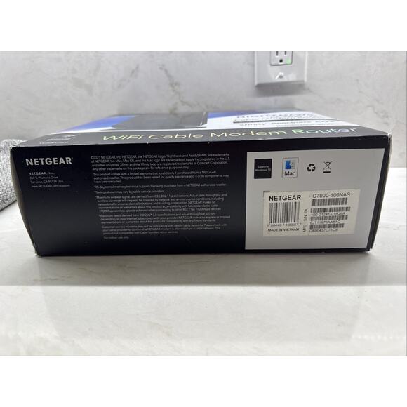 NETGEAR C7000v2 Nighthawk AC1900 Smart Wi-Fi Router Docsis Cable Modem WORKING - Picture 2 of 16